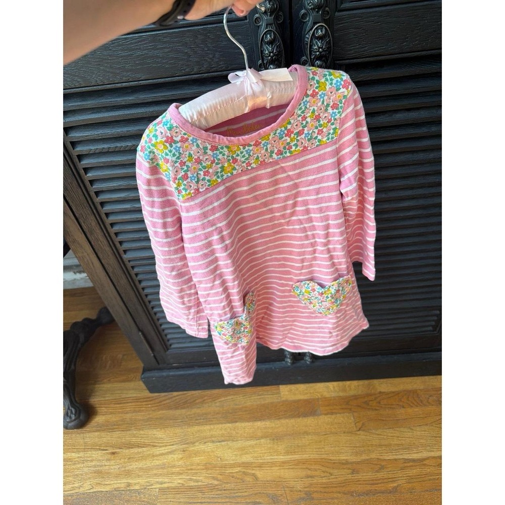 Mini Boden girls' dress charming floral yoke and matching heart-shape 5-6